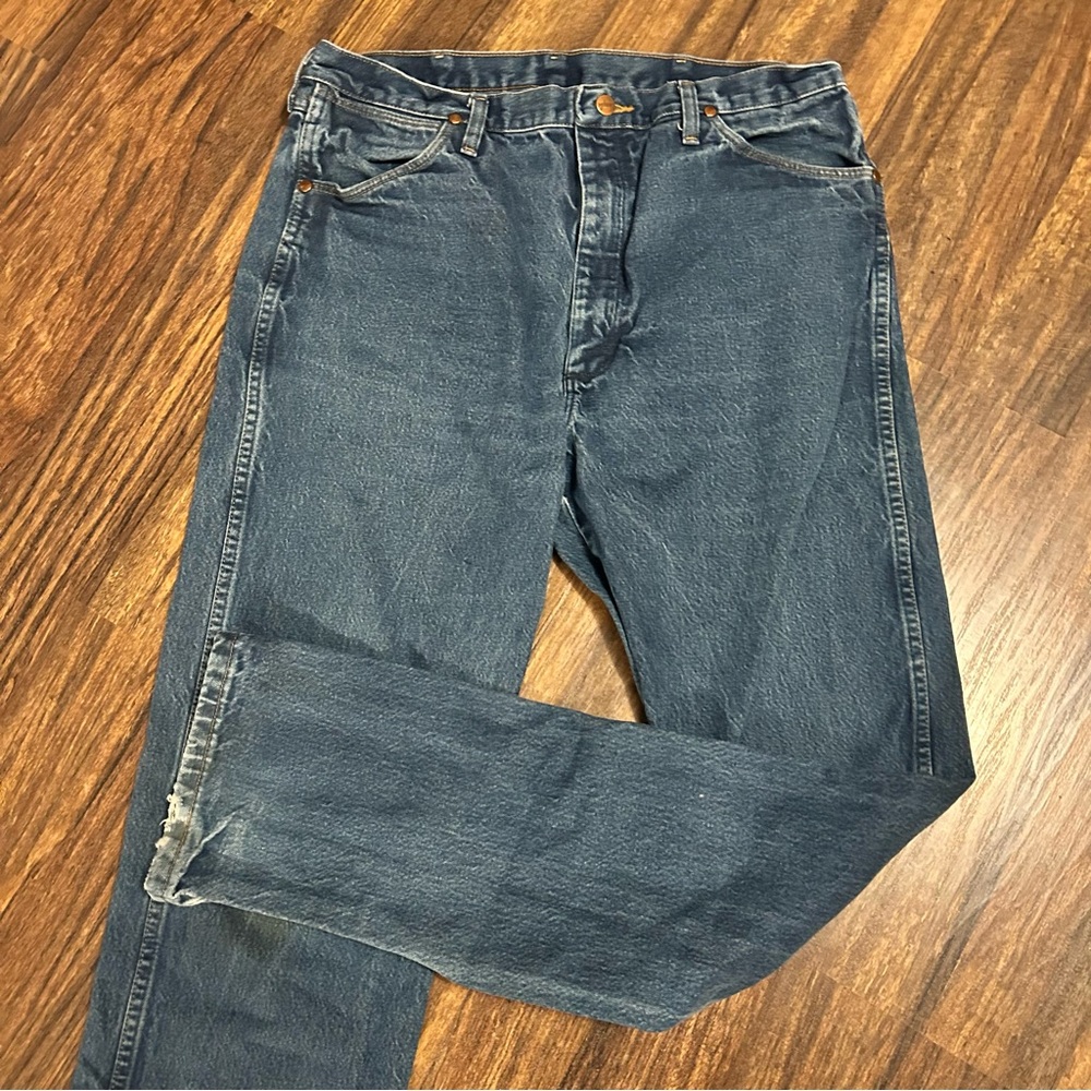 Wrangler 100% Cotton Cowboy Cut Straight Leg Jeans. Size 36X36